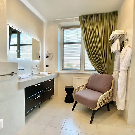 فندق Willing 3*